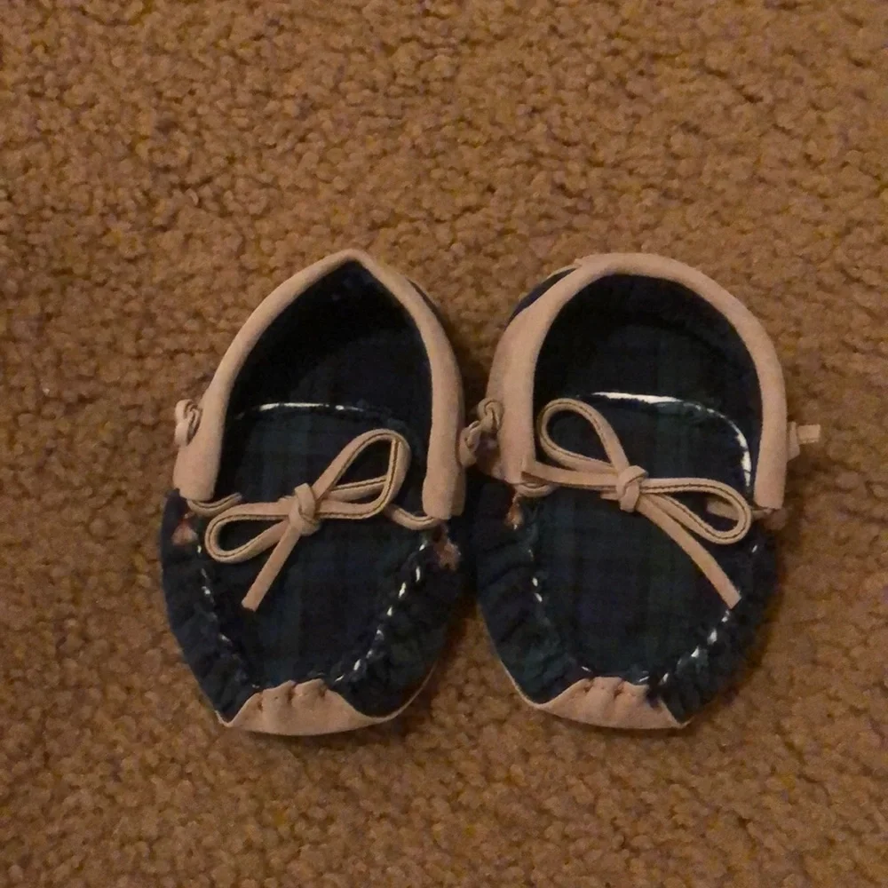 Baby Green plaid Moccasin Slippers